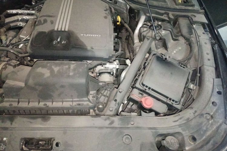 Used Cadillac CT6 2020 28T Luxury Version Engine Bay Left
