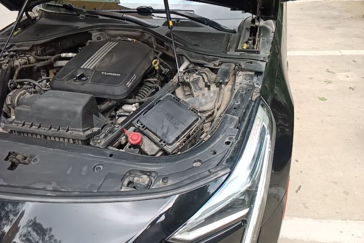Used Cadillac CT6 2020 28T Luxury Version Engine Bay Left