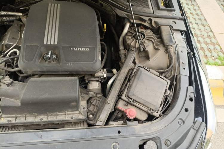 Used Cadillac CT6 2020 28T Fashion Edition Engine Bay Left