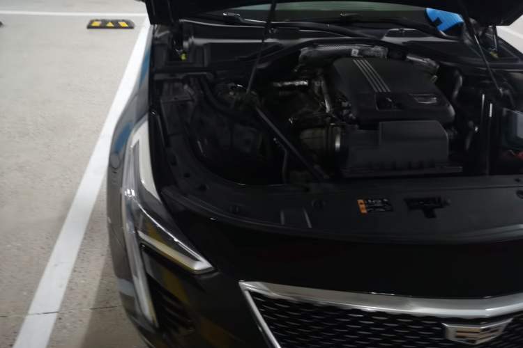 Used Cadillac CT6 2020 28T Elite Edition Engine Bay Right