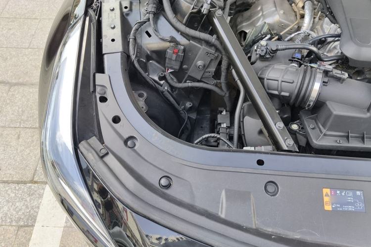 Used Cadillac CT6 2020 28T Luxury Version Engine Bay Right