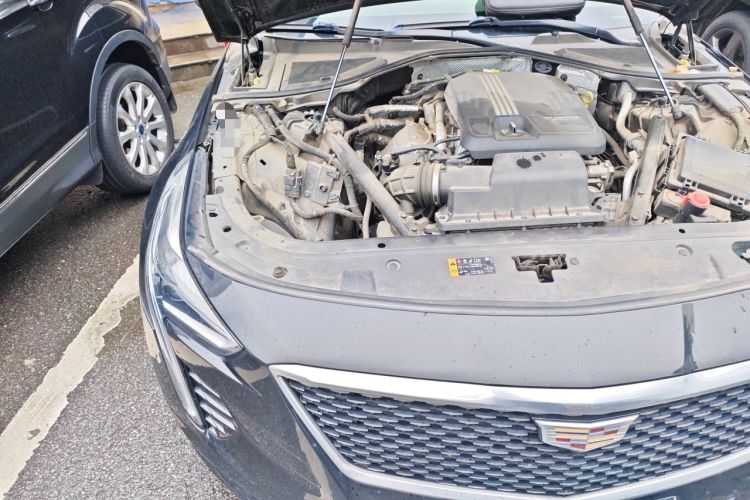 Used Cadillac CT6 2020 28T Fashion Edition Engine Bay Right