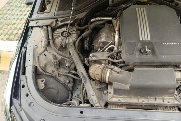 Used Cadillac CT6 2020 28T Fashion Edition Engine Bay Right