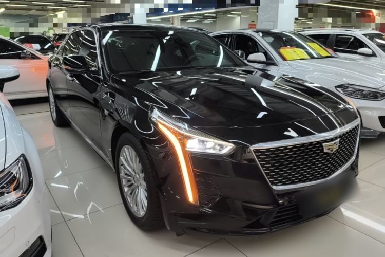Used Cadillac CT6 2020 28T Luxury Version Front Right 45 Deg