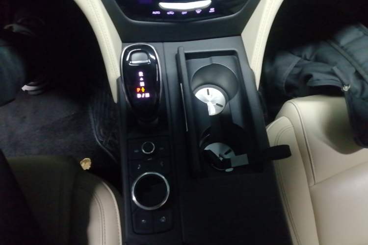 Used Cadillac CT6 2020 28T Fashion Edition Gear Lever