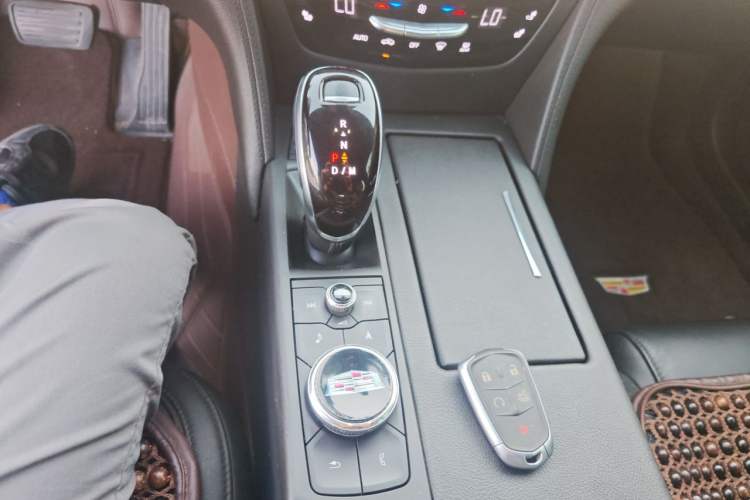 Used Cadillac CT6 2020 28T Elite Edition Gear Lever