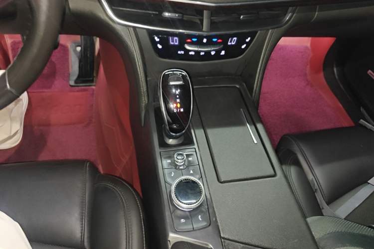 Used Cadillac CT6 2020 28T Elite Edition Gear Lever