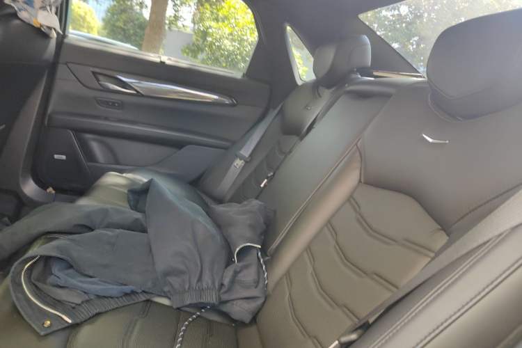 Used Cadillac CT6 2020 28T Leading Sport Model Interior 4