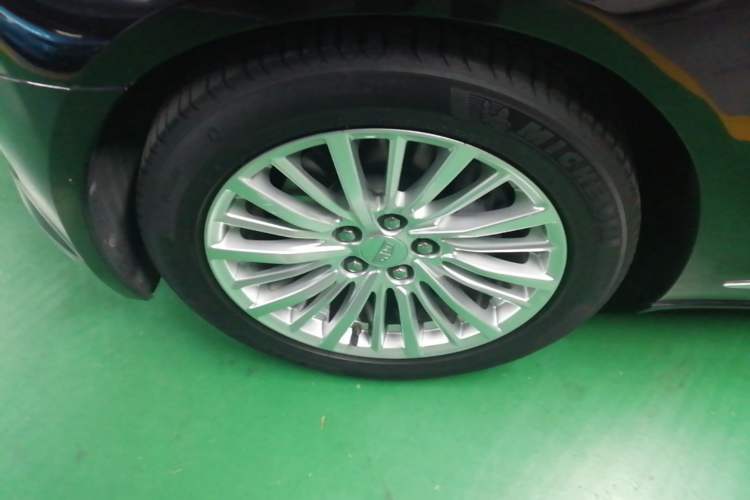 Used Cadillac CT6 2020 28T Fashion Edition Left Front Wheel Hub