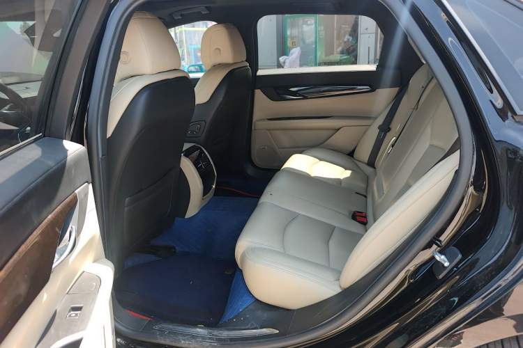Used Cadillac CT6 2020 28T Fashion Edition Left Rear Seat
