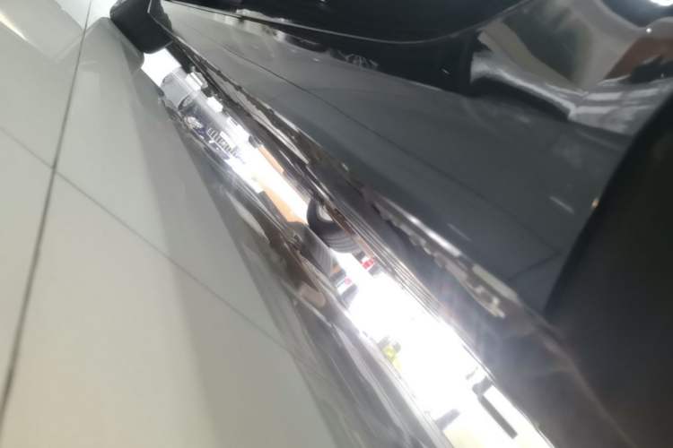 Used Cadillac CT6 2020 28T Luxury Version Left Side Sill