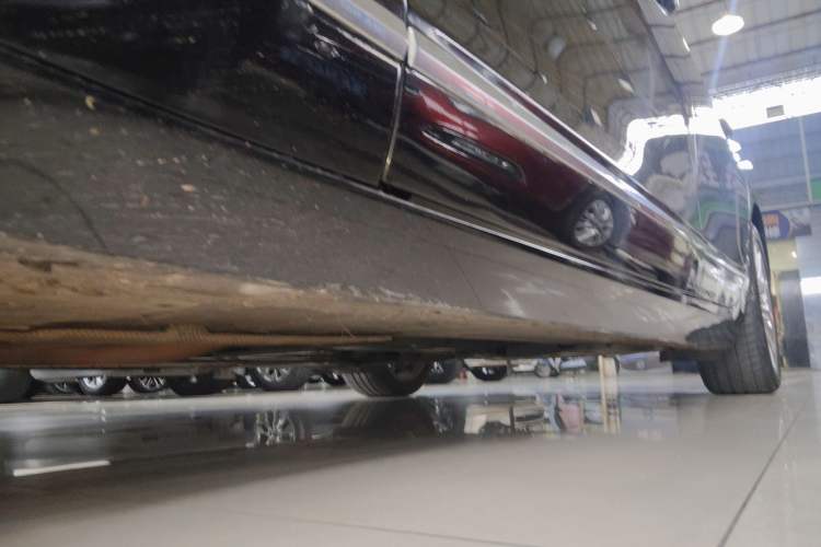 Used Cadillac CT6 2020 28T Elite Edition Left Side Sill