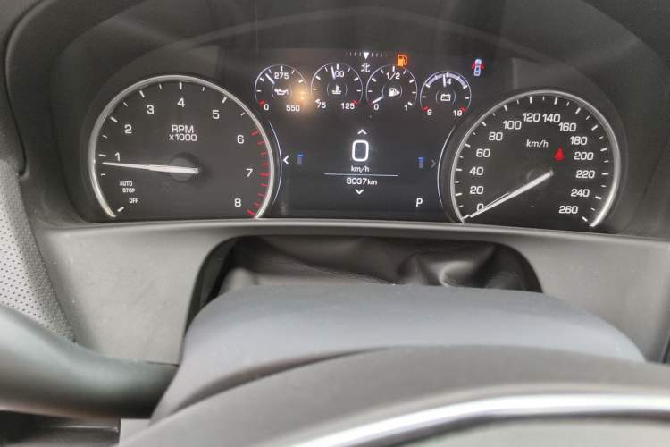 Used Cadillac CT6 2020 28T Luxury Version Odometer Close Up
