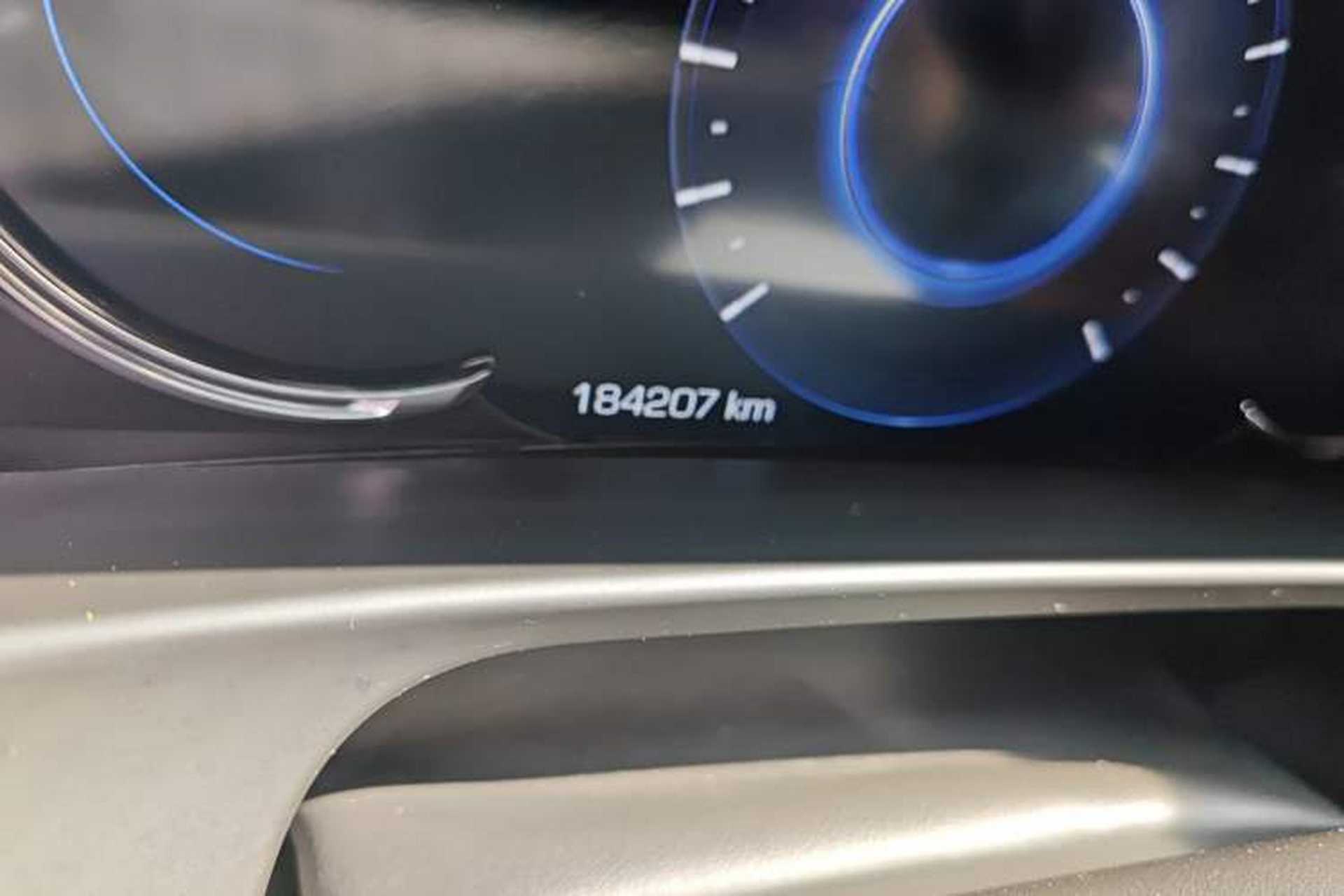 Used Cadillac CT6 2020 28T Luxury Version Odometer Close Up