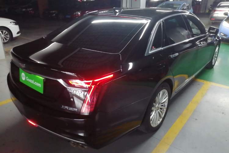 Used Cadillac CT6 2020 28T Fashion Edition Rear Right 45 Deg