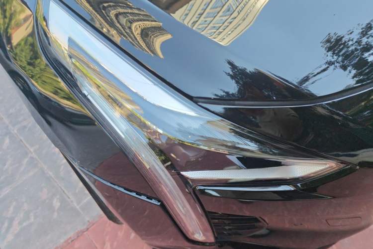 Used Cadillac CT6 2020 28T Luxury Version Right Front Headlight