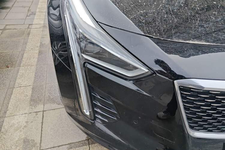 Used Cadillac CT6 2020 28T Luxury Version Right Front Headlight