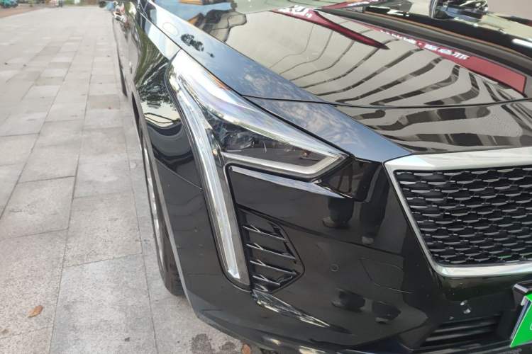 Used Cadillac CT6 2020 28T Elite Edition Right Front Headlight