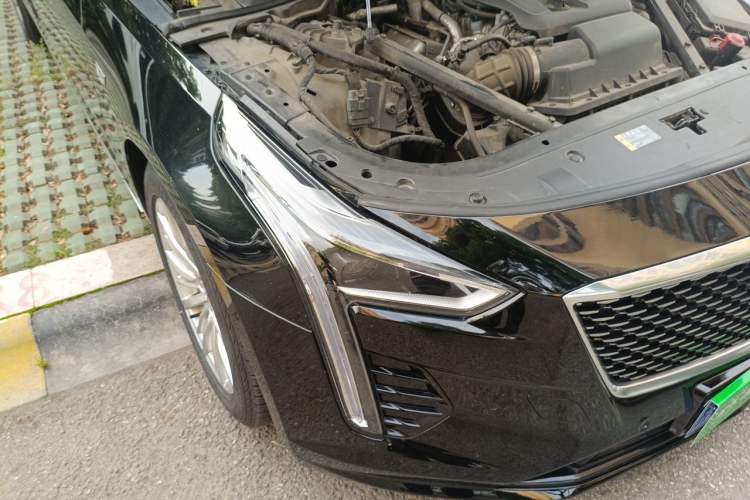 Used Cadillac CT6 2020 28T Fashion Edition Right Front Headlight