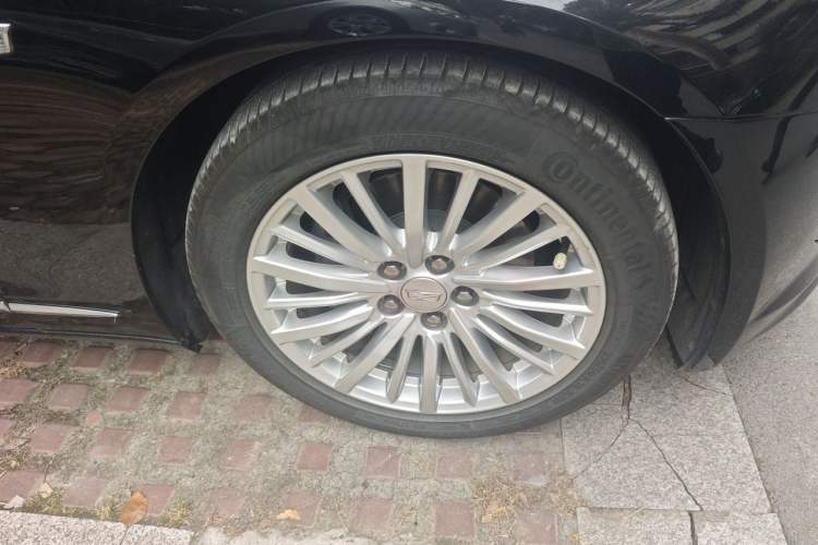 Used Cadillac CT6 2020 28T Luxury Version Right Front Wheel Hub