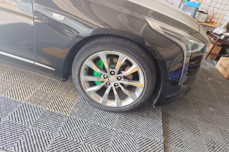 Used Cadillac CT6 2020 28T Fashion Edition Right Front Wheel Hub