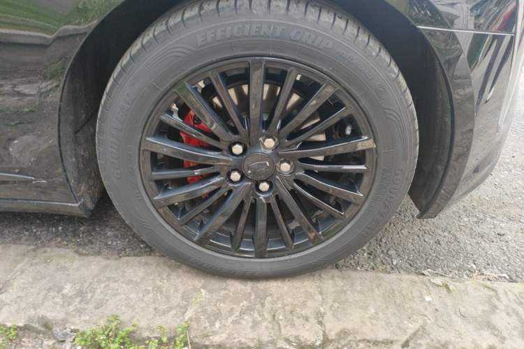 Used Cadillac CT6 2020 28T Fashion Edition Right Front Wheel Hub