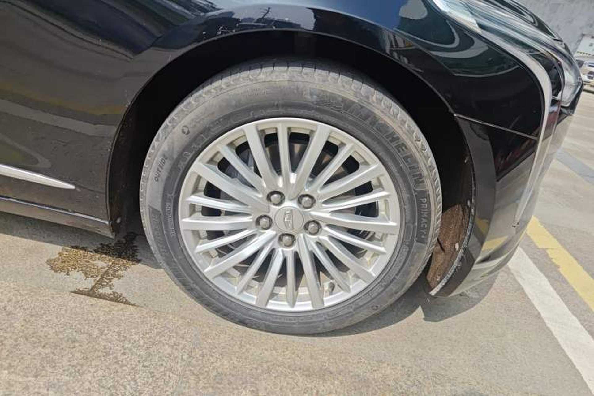 Used Cadillac CT6 2020 28T Luxury Version Right Front Wheel Hub
