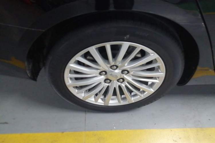 Used Cadillac CT6 2020 28T Fashion Edition Right Rear Wheel Hub