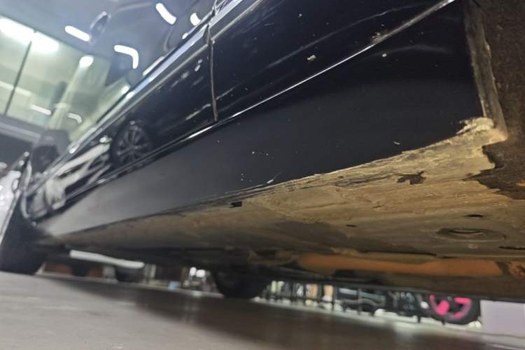 Used Cadillac CT6 2020 28T Fashion Edition Right Side Sill