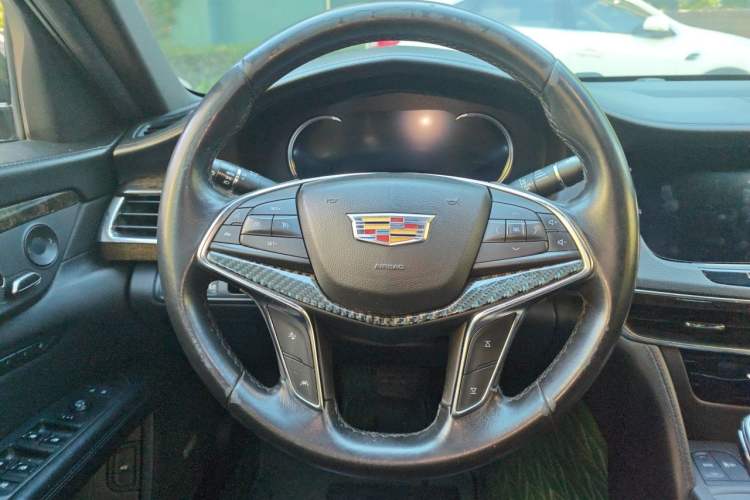 Used Cadillac CT6 2020 28T Luxury Version Steering Wheel