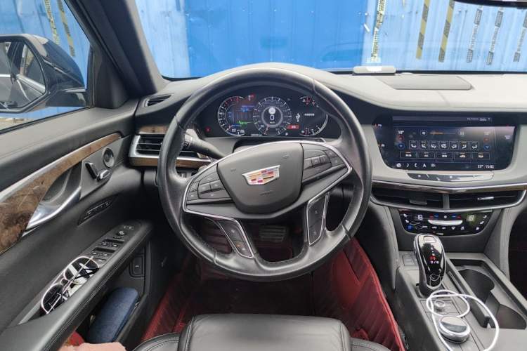 Used Cadillac CT6 2020 28T Luxury Version Steering Wheel