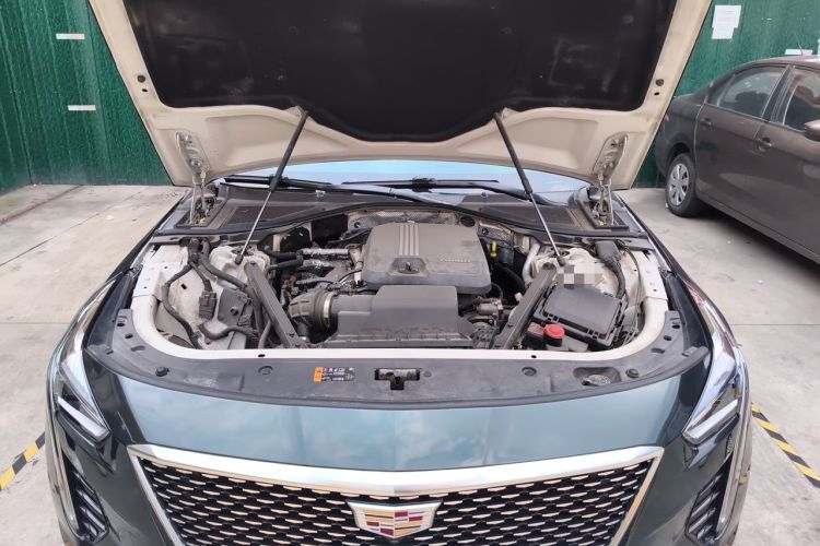 Used Cadillac CT6 2020 28T Luxury Version Engine Bay