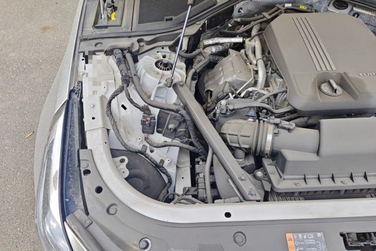 Used Cadillac CT6 2020 28T Fashion Edition Engine Bay Right