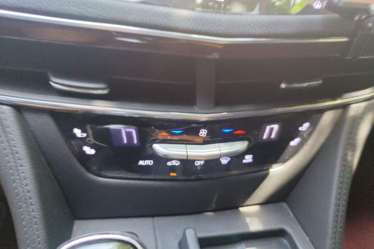 Used Cadillac CT6 2020 28T Elite Edition Audio And AC Panel