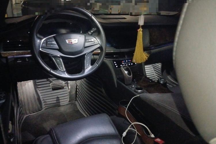 Used Cadillac CT6 2020 28T Luxury Sport Model Center Console