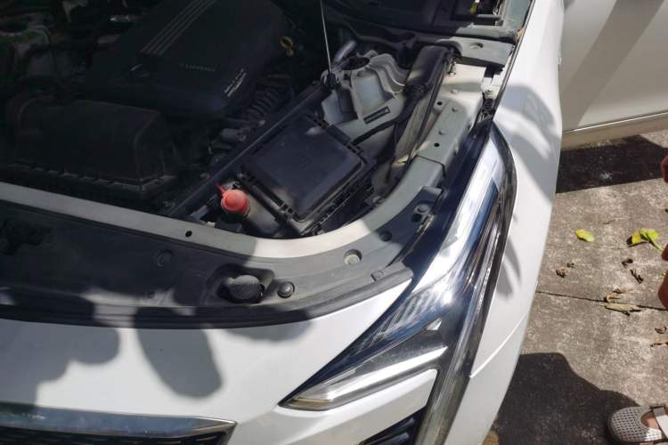 Used Cadillac CT6 2020 28T Fashion Edition Engine Bay Left