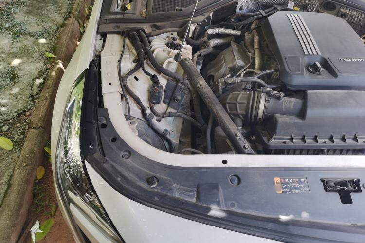 Used Cadillac CT6 2020 28T Fashion Edition Engine Bay Right