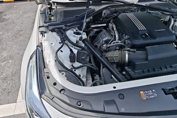 Used Cadillac CT6 2020 28T Luxury Version Engine Bay Right
