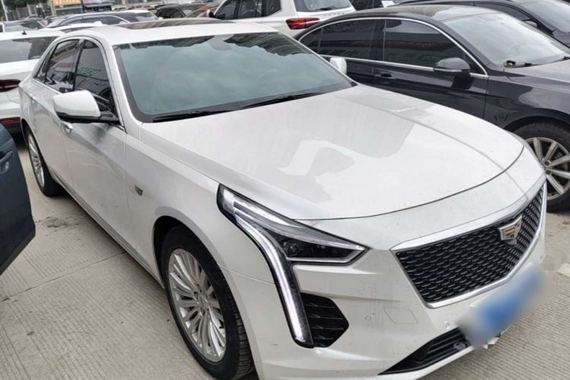 Used Cadillac CT6 2020 28T Fashion Edition Front Right 45 Deg