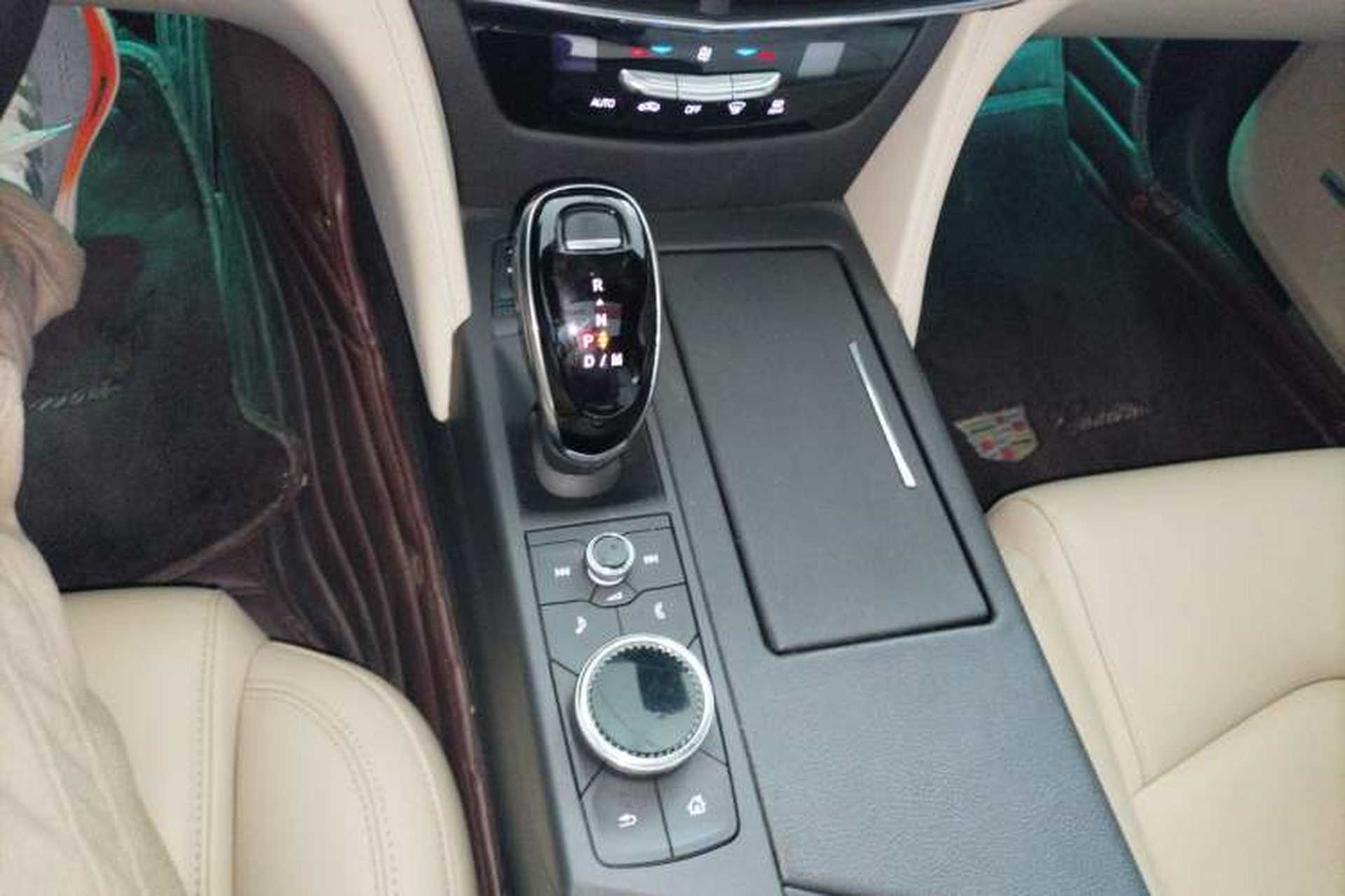 Used Cadillac CT6 2020 28T Fashion Edition Gear Lever