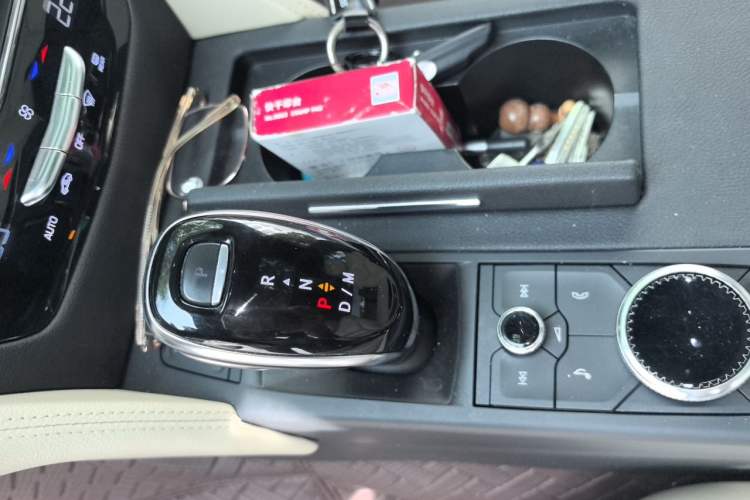 Used Cadillac CT6 2020 28T Fashion Edition Gear Lever