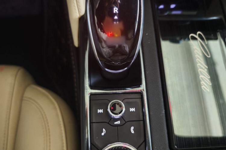 Used Cadillac CT6 2020 28T Fashion Edition Gear Lever
