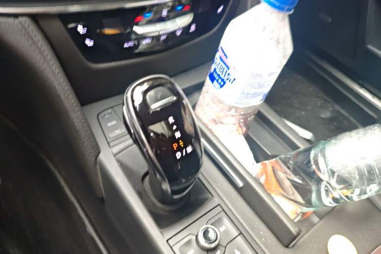 Used Cadillac CT6 2020 28T Elite Edition Gear Lever