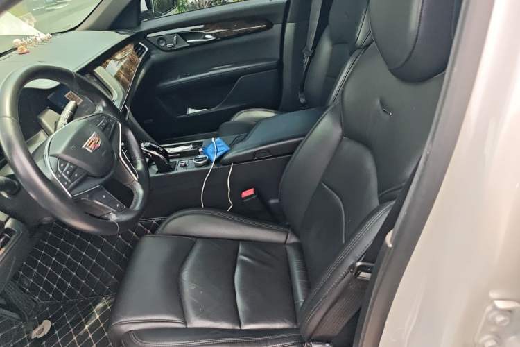 Used Cadillac CT6 2020 28T Luxury Version Left Front Seat