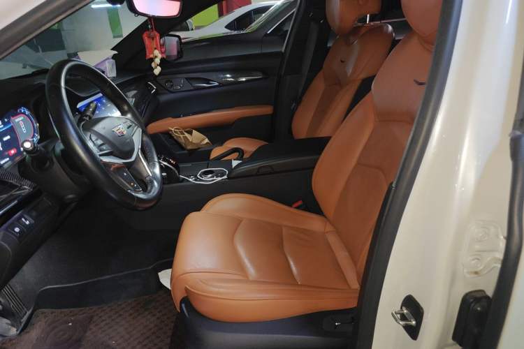 Used Cadillac CT6 2020 28T Luxury Version Left Front Seat