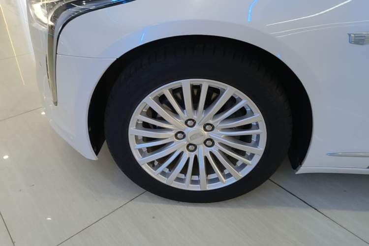 Used Cadillac CT6 2020 28T Elite Edition Left Front Wheel Hub