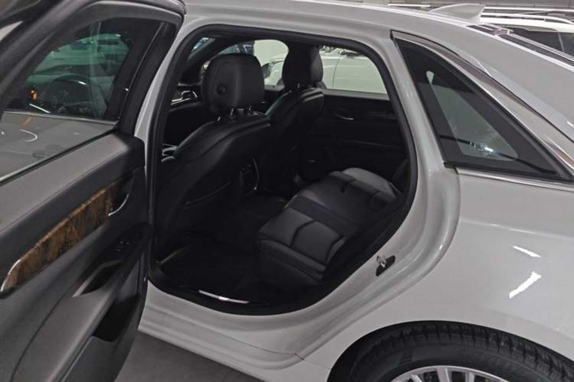 Used Cadillac CT6 2020 28T Luxury Version Left Rear Seat