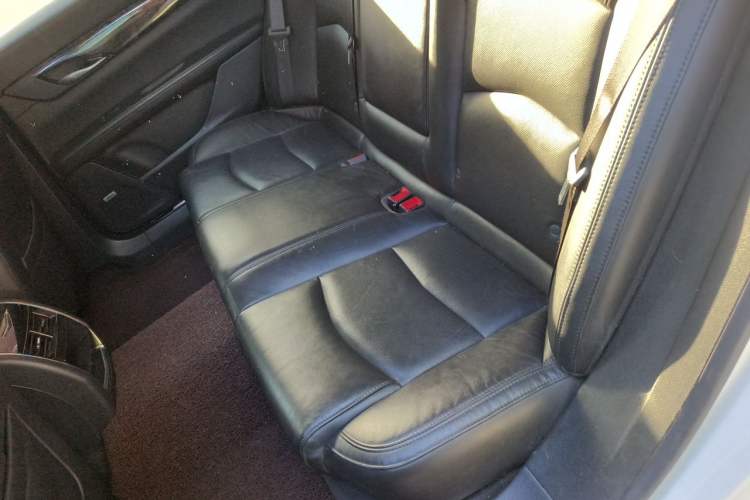 Used Cadillac CT6 2020 28T Luxury Version Left Rear Seat