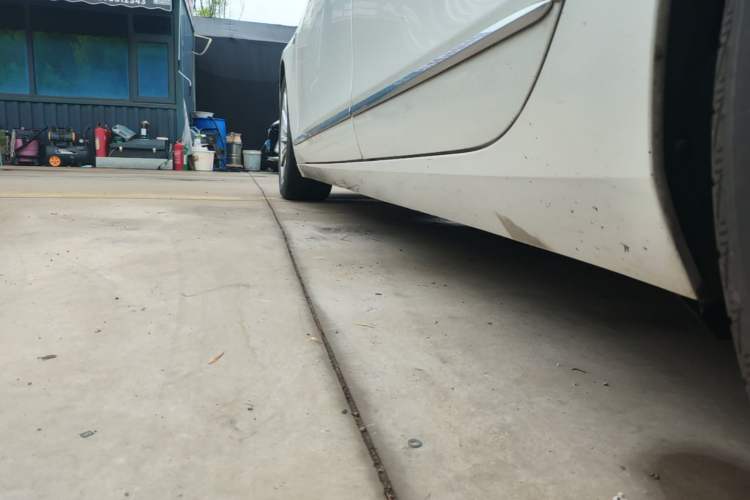 Used Cadillac CT6 2020 28T Luxury Version Left Side Sill
