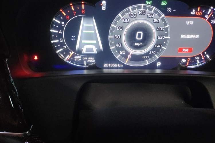 Used Cadillac CT6 2020 28T Luxury Version Odometer Close Up